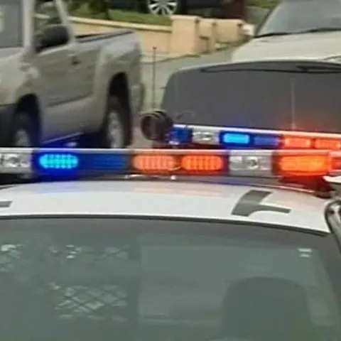 Un bărbat a fost ucis în SUA după o urmărire în oraşul Oakland 