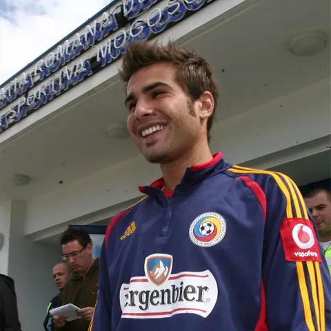 Adrian Mutu se lasă de fotbal şi se angajează într-o redacţie de sport - VIDEO