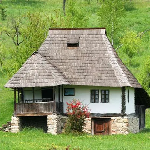 Meteorologii promit un weekend de vis, mai ales pentru cei care au avut inspiraţia să plece la munte. 
