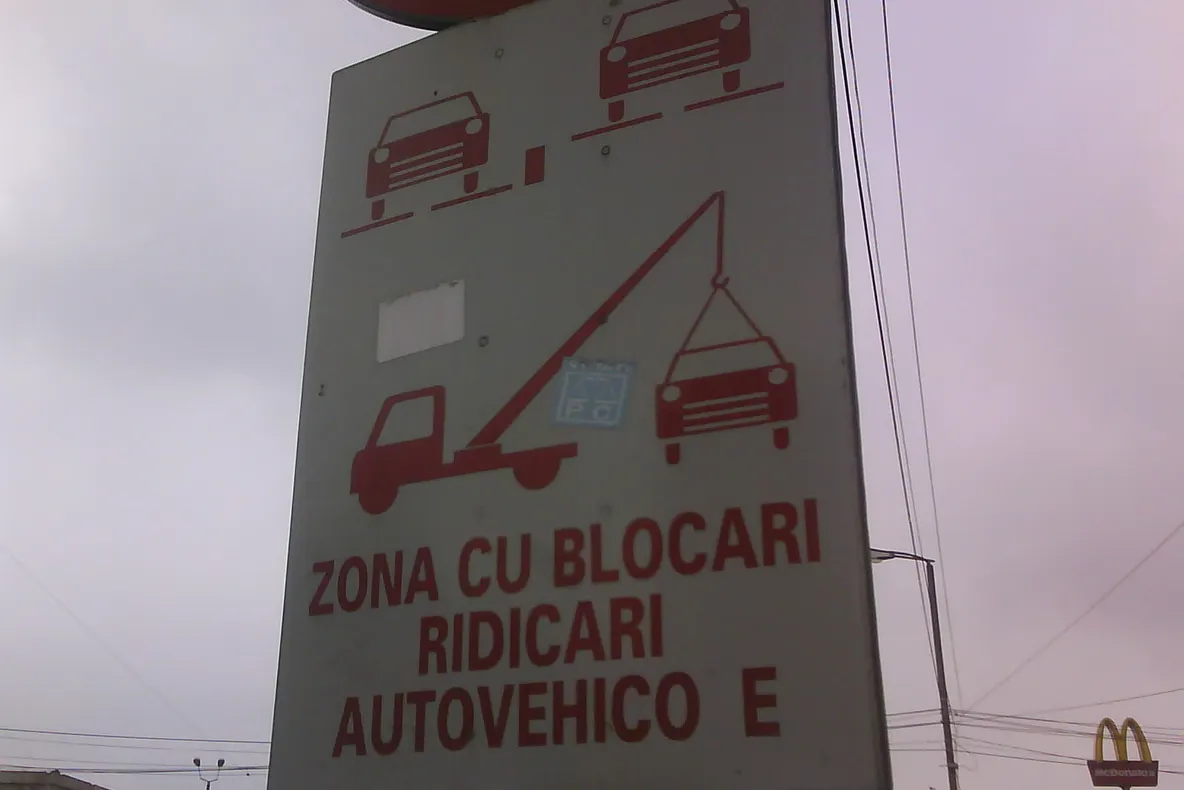 Vremuri de criză, economie de litere