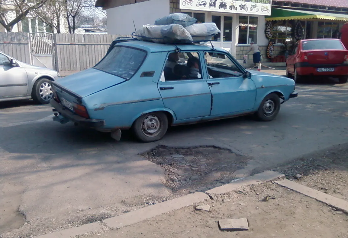 Gropile străzilor oraşului Tecuci