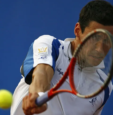 Tenis: Victor Hănescu s-a calificat în turul 2 al turneului de la Casablanca