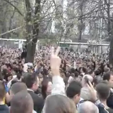 Miting de solidarizare cu protestatarii din R. Moldova, în mai multe oraşe din România