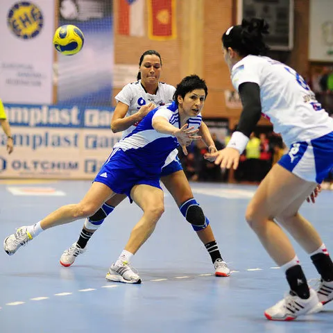 Handbal: Oltchim-Viborg 28-34, în manşa tur a semifinalelor Ligii Campionilor