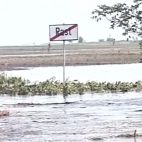 Locuitorii din Rast, jud Dolj, au decis ca ziua comunei să fie de Florii 
