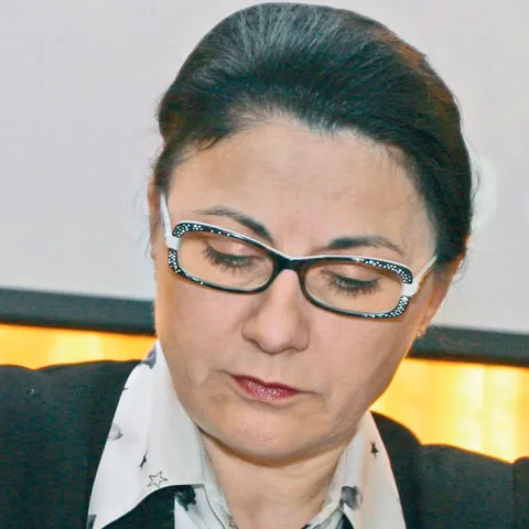 PNL a depus din nou moţiunea simplă pe Educaţie, după ce a modificat textul