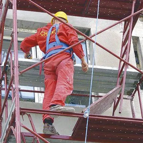 Izolarea termică a unui apartament prin programul guvernamental va costa 3.500 euro