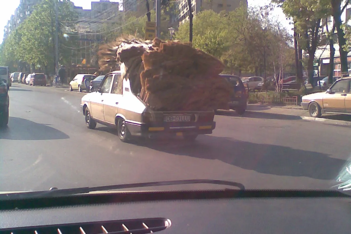 Cu maşina pe drumurile publice