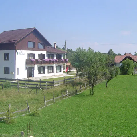Locurile de cazare din Bran-Moeciu sunt ocupate în proporţie de 90% 