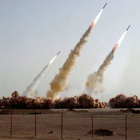 Armata israeliană se pregăteşte să bombardeze Iranul, potrivit The Times