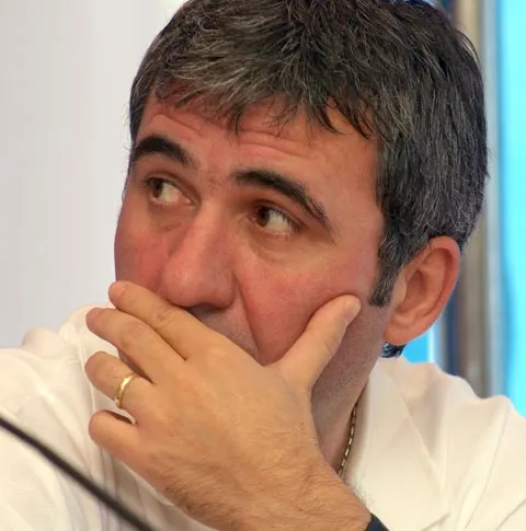 Gică Hagi, Diana Mocanu şi Leonard Doroftei au fost excluşi din Adunarea Generală a COSR