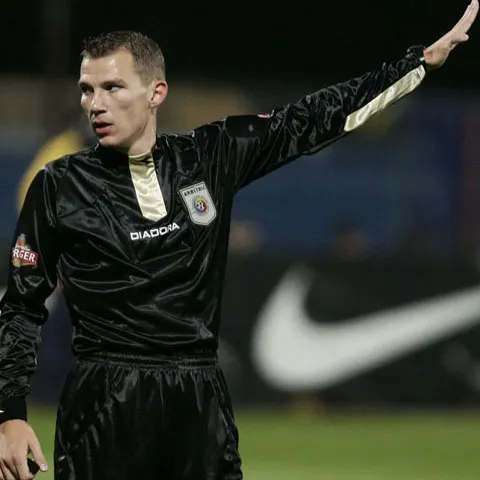 Arbitrul Bogaciu va fi confruntat cu Mihăiţă Ianovschi, în dosarul de corupţie din arbitraj