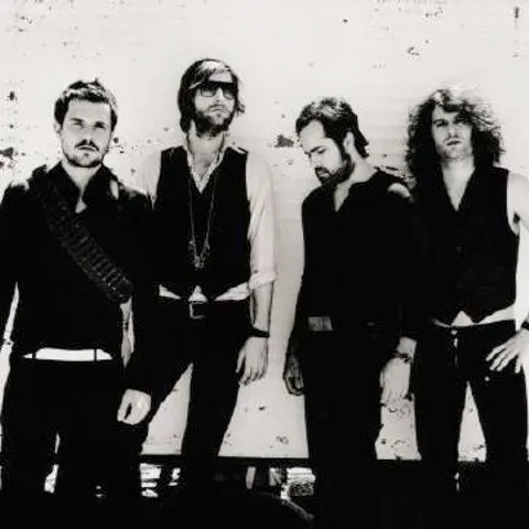 The Killers lansează un nou album de cover-uri, după turneul "Day and age"