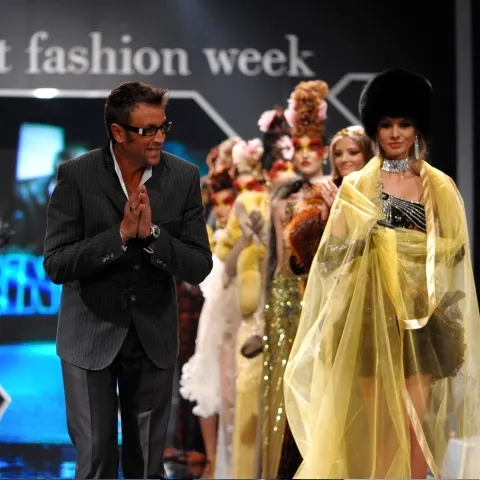 Cătălin Botezatu la Bucharest Fashion Week - VEZI GALERIE FOTO