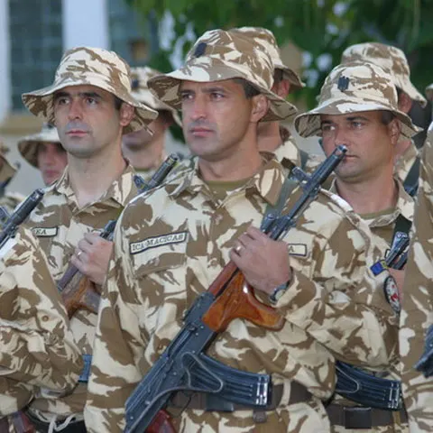 MApN a renunţat la o parte dintre firmele care găteau pentru militari 