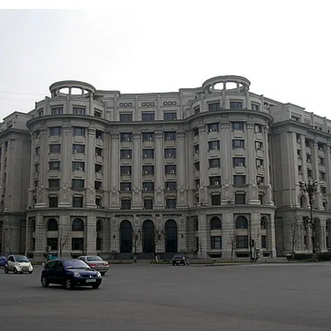 Deficitul comercial al României a scăzut cu 60% în primul trimestru
