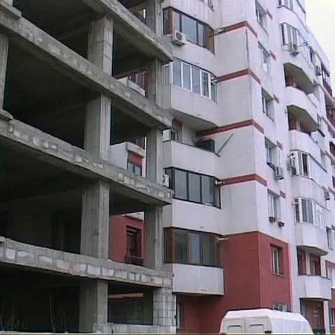 Exclusiv REALITATEA.NET: Garsonierele din Bucureşti au devenit mai ieftine decât maşinile