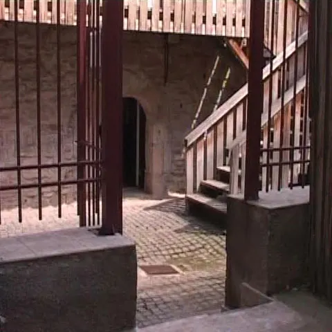 Muzeul de Speologie Emil Racoviţă din Cluj-Napoca se află în fosta închisoare medievală 