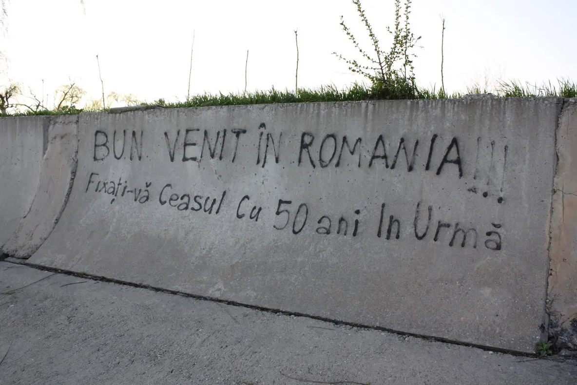 Descreţiţi-vă frunţile pe timp de criză