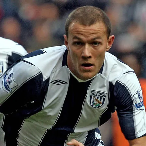 Anglia - Roman Bednar a fost suspendat de West Bromwich, fiind bănuit că este dealer de droguri