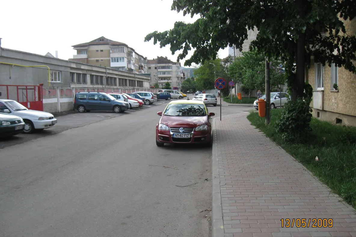 Legile există pentru unii şoferi, doar pentru a fi încălcate