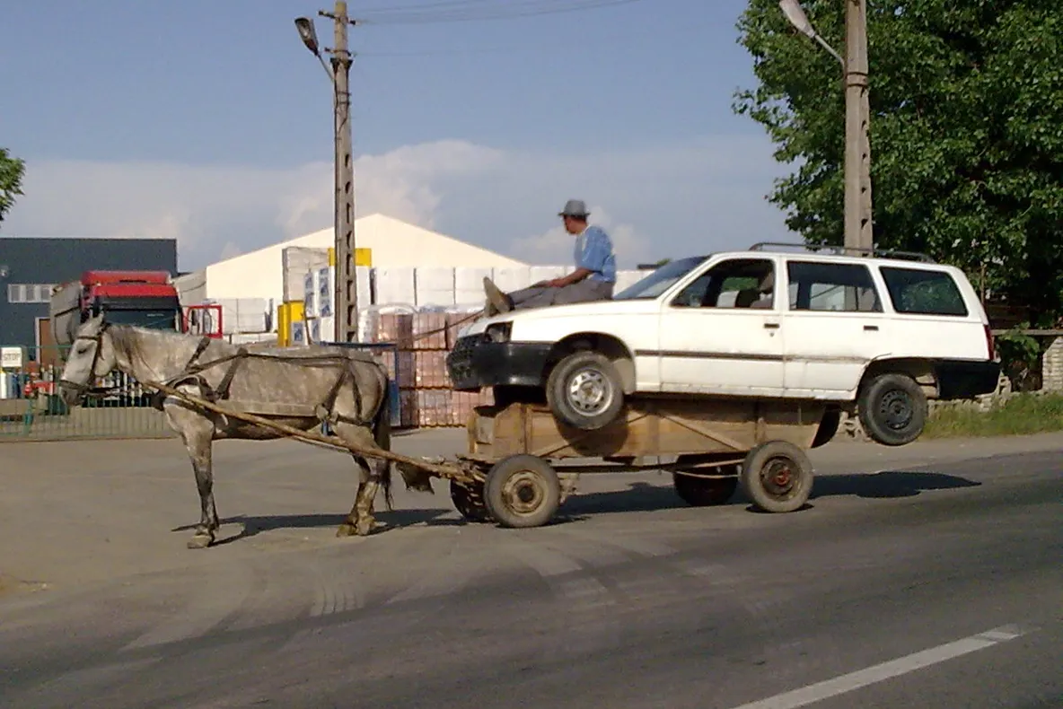 Căruţa pe şoselele României