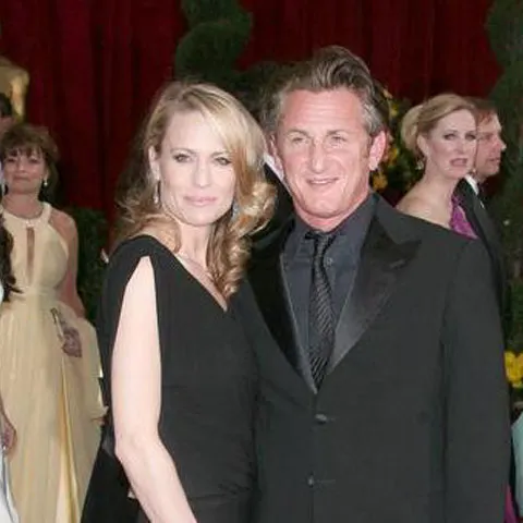 Sean Penn şi Robin Wright nu mai divorţează