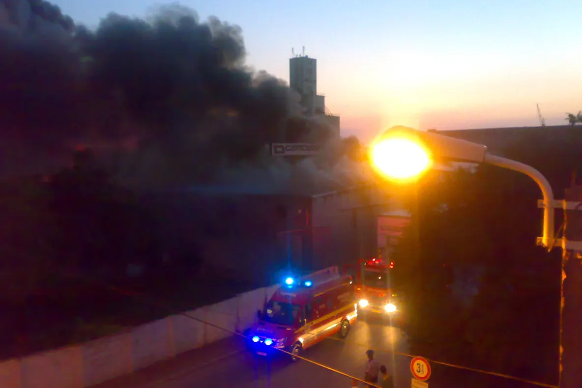 Incendiu la un depozit în Timişoara