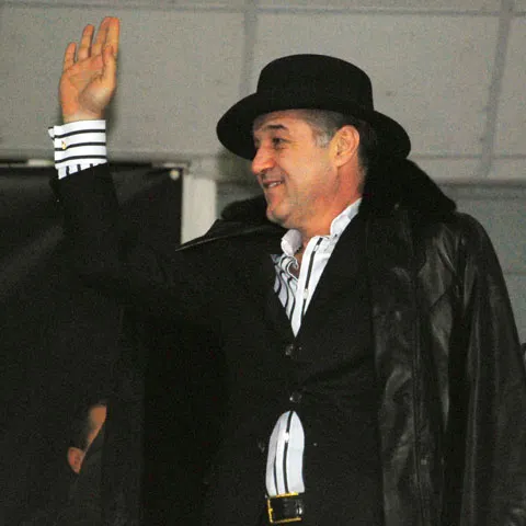 Becali: "Nu am îngropat Steaua, ci am adus glorie fotbalului românesc!"