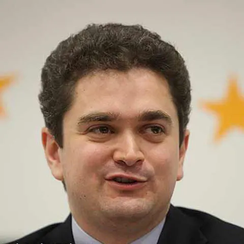 Theodor Paleologu a vorbit la “Comentezi?” despre numirea pe criterii politice a şefilor de la Direcţiile Judeţene de Cultură