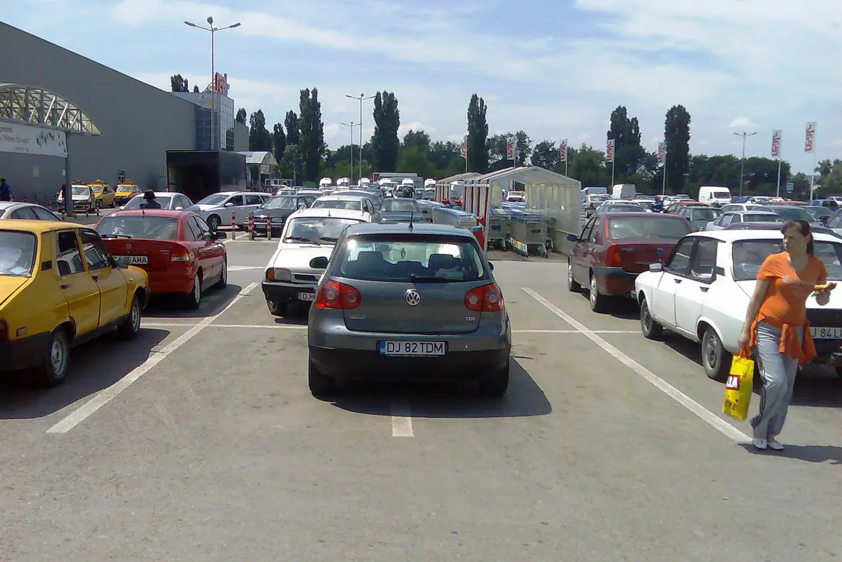 Parcarea pe două locuri