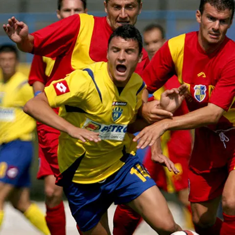 Liga a II-a - FC Ploieşti a promovat în primul eşalon cu o etapă înainte de final