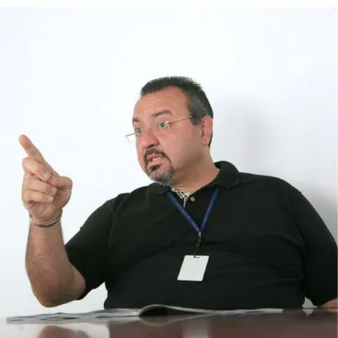 Furnizorii şi competitorii se grăbesc să umple golul lăsat de K Tech 
