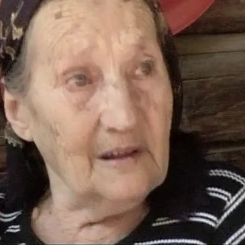 Bătrâna cu pensie de 3 lei a mai primit un leu de la stat, ca majorare