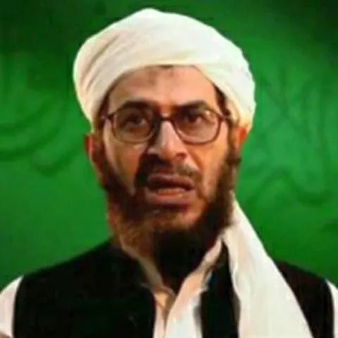 Al-Qaida nu mai are bani de atentate sinucigaşe