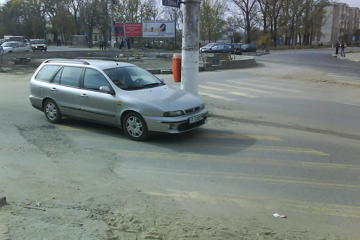 Giurgiu, stâlp în intersecţie