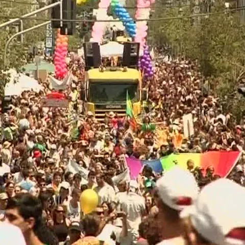 Comunitatea gay a umplut străzile din Tel Aviv la parada 