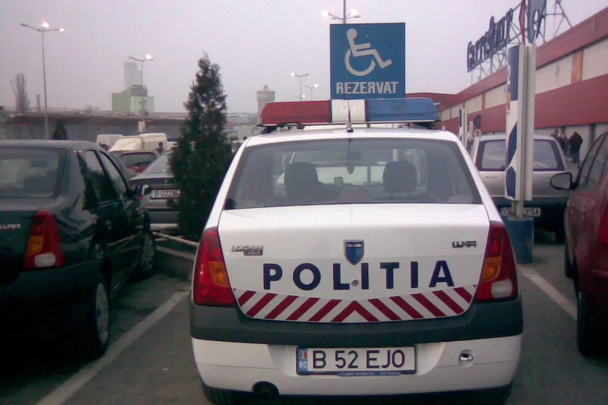 Şi poliţia încalcă regulile de circulaţie