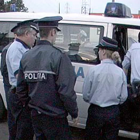 Primarul oraşului Piteşti este cercetat pentru că a lovit cu maşina o femeie în parcarea Primăriei