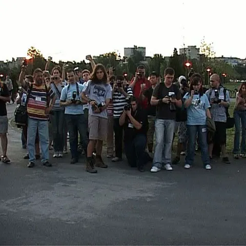 Protest cu blitz-uri împotriva adoptării codurilor prin asumarea răspunderii Guvernului