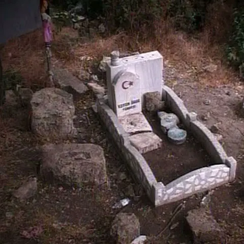 Pe dealul de la Babadag se află cel mai vechi mormânt musulman, al lui Koyun Baba 