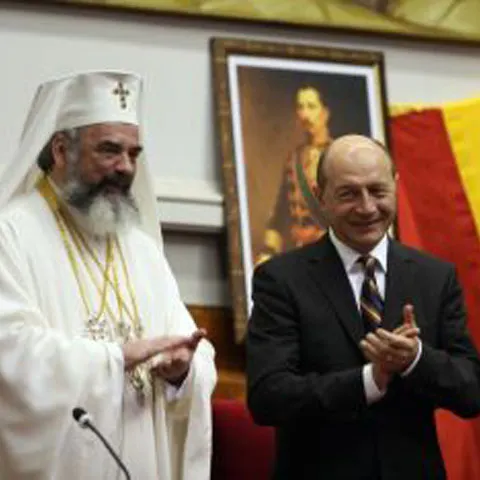 NewsIn: Guvernul ia în calcul posibilitatea introducerii unei a 5-a funcţii cel mai bine plătite în stat