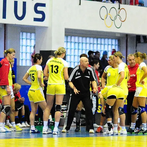 Handbal - Rulmentul a mai pierdut două jucătoare, din cauza salariilor neplătite
