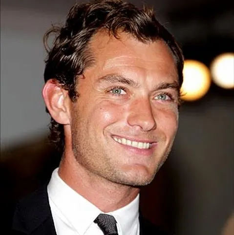Jude Law va juca pe Broadway