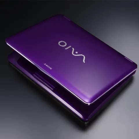 Sony lansează serii noi de notebook-uri VAIO din gamele multimedia, business şi lifestyle 