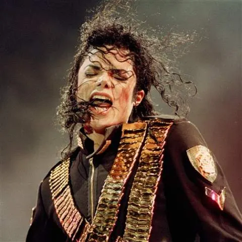 Peste 500.000 de fani s-au înscris pentru bilete la ceremonia funerară a lui Michael Jackson