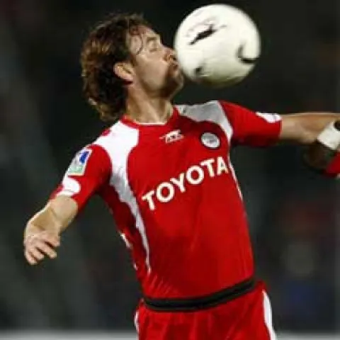 Franţa - Steve Savidan îşi va încheia cariera de fotbalist din cauza unor probleme cardiace