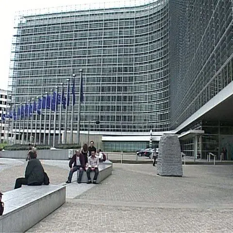 Investitorii străini, pesimişti în legătură cu economia ţării noastre 