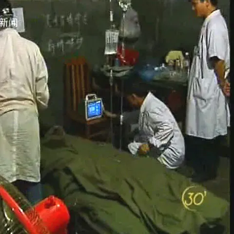 Trei mineri au supravieţuit 25 de zile într-o mină din China