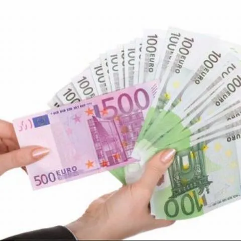 Ministerul Transporturilor dă prime de vacanţă de 1,23 milioane lei, în 2009 